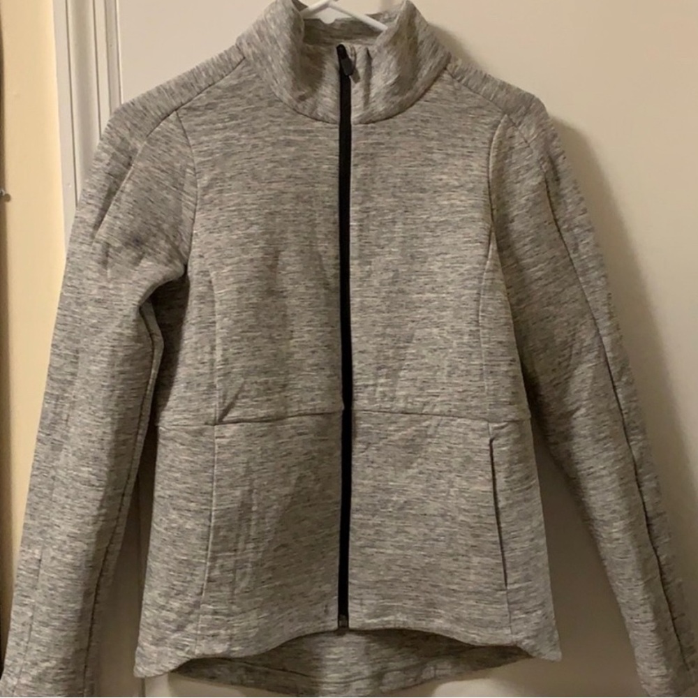 Lulelemon jacket